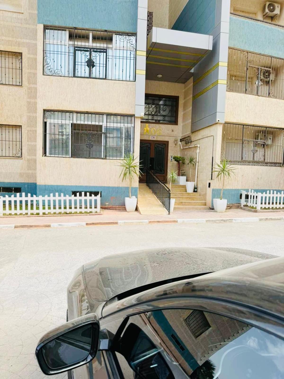 Appartement F5 Spacieux Equipe Haut Standing Mahelma Alger Exterior photo