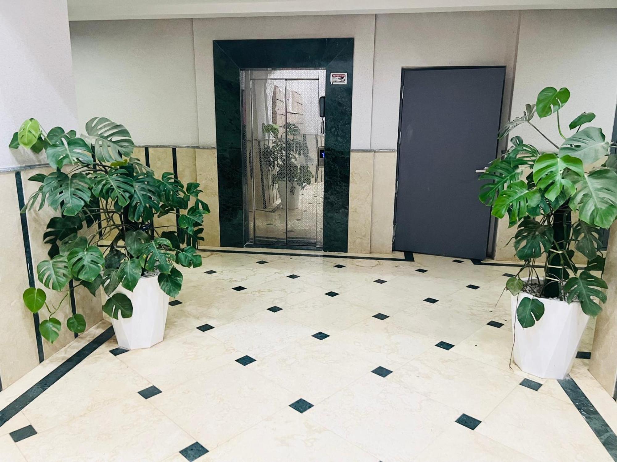 Appartement F5 Spacieux Equipe Haut Standing Mahelma Alger Exterior photo